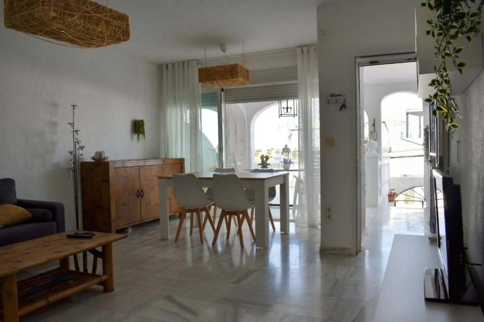 بيت للعطل فيلا Sea View Benajarafe فيليز-مالاغا